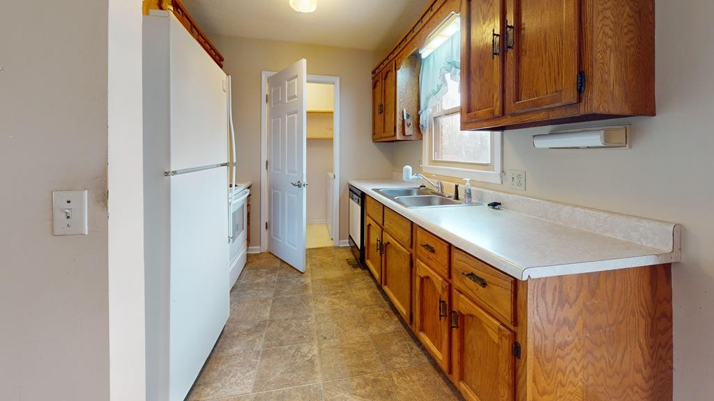 2418 Amber Meadows Road Cookeville, TN 38506 - Photo 10 of 45