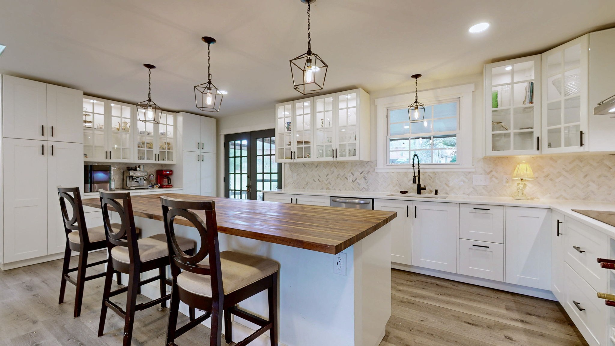 463 Walton Ferry Road Hendersonville, TN 37075 - Photo 2 of 54