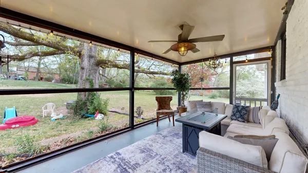 $949,950 | 463 Walton Ferry Road, Hendersonville, TN 37075