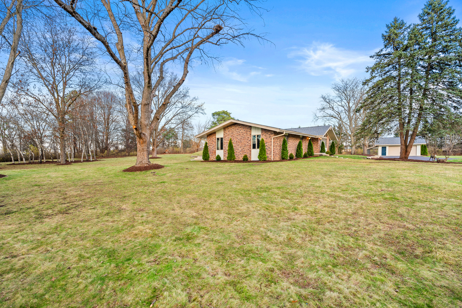 16306 Kishwaukee Valley Road Woodstock, IL 60098 - Photo 23 of 66 Gallery Image 23
