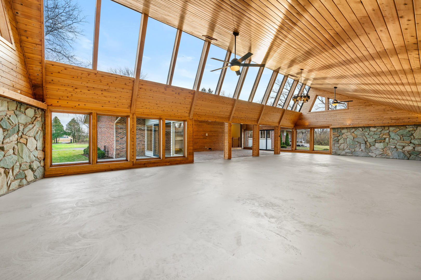 16306 Kishwaukee Valley Road Woodstock, IL 60098 - Photo 27 of 66 Gallery Image 27