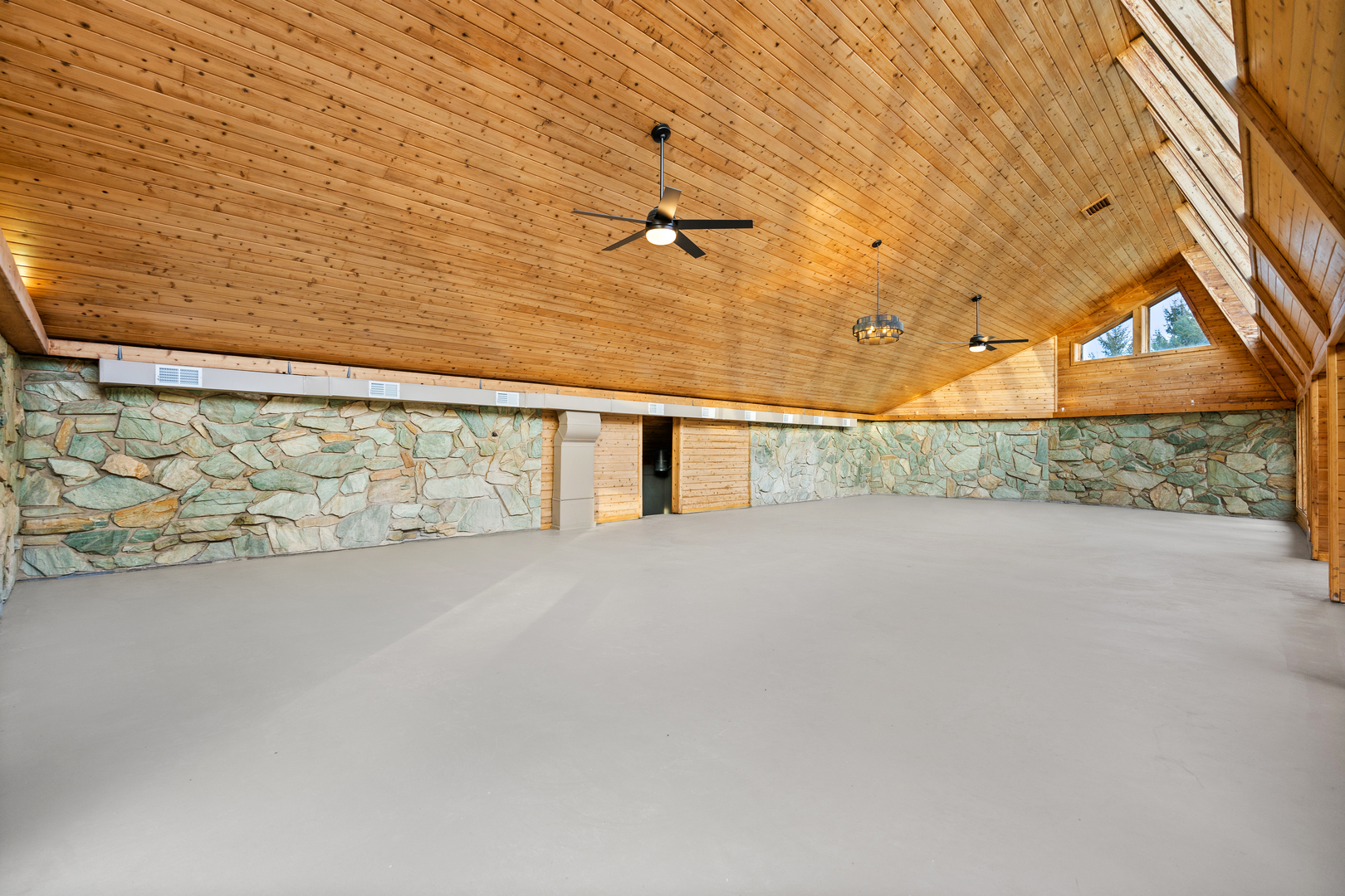 16306 Kishwaukee Valley Road Woodstock, IL 60098 - Photo 49 of 66 Gallery Image 49