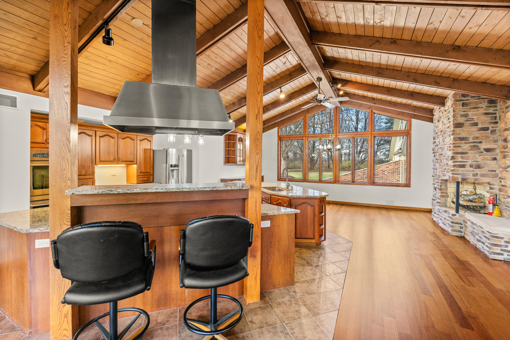 16306 Kishwaukee Valley Road Woodstock, IL 60098 - Photo 9 of 66 Gallery Image 9