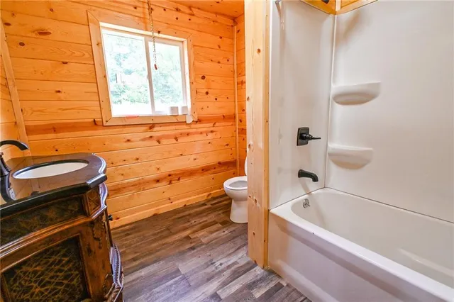 $499,000 | 0 Southeast 54th Highway, Collins, MO 64738