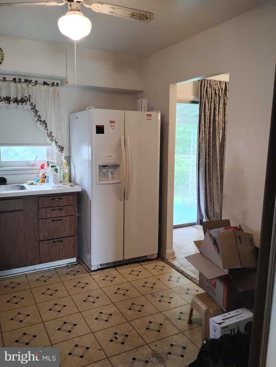 3733 Coronado Road Baltimore, MD 21244 - Photo 10 of 76