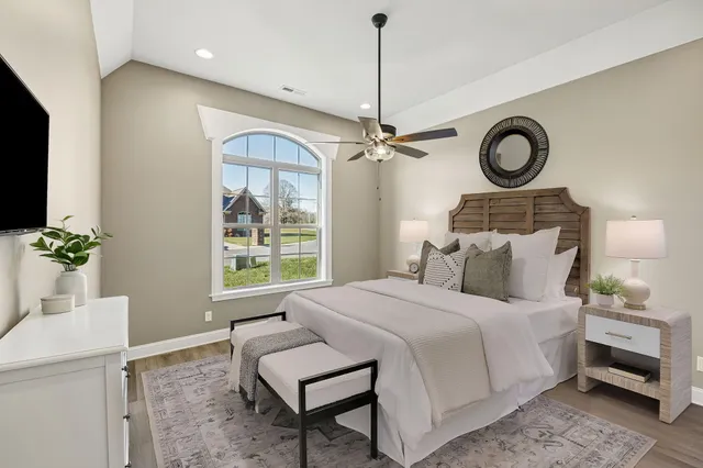 $409,900 | 219 Lake View Point, Englewood, TN 37329