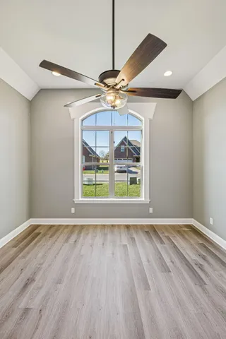 $409,900 | 219 Lake View Point, Englewood, TN 37329