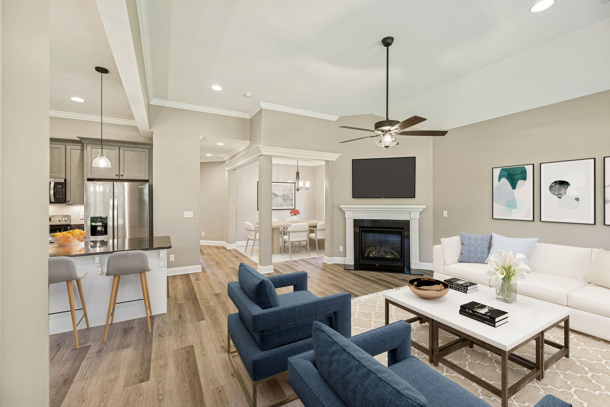 219 Lake View Point Englewood, TN 37329 - Photo 4 of 56 75-Living Room_Dining Room 492 Co Rd 550