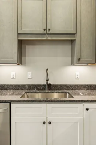 $409,900 | 219 Lake View Point, Englewood, TN 37329