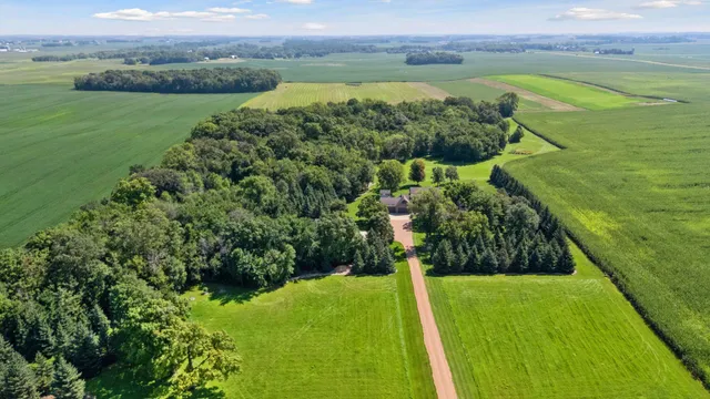 $1,299,900 | 14655 County Road 33, Norwood Young America, MN 55368