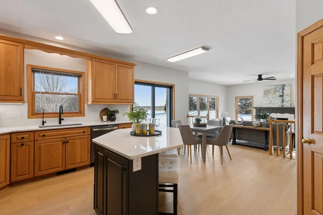 $1,299,900 | 14655 County Road 33, Norwood Young America, MN 55368