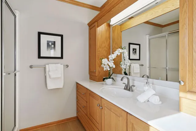 $1,299,900 | 14655 County Road 33, Norwood Young America, MN 55368