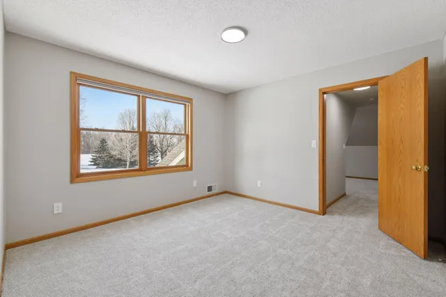 $1,299,900 | 14655 County Road 33, Norwood Young America, MN 55368