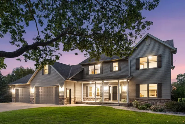 $1,299,900 | 14655 County Road 33, Norwood Young America, MN 55368