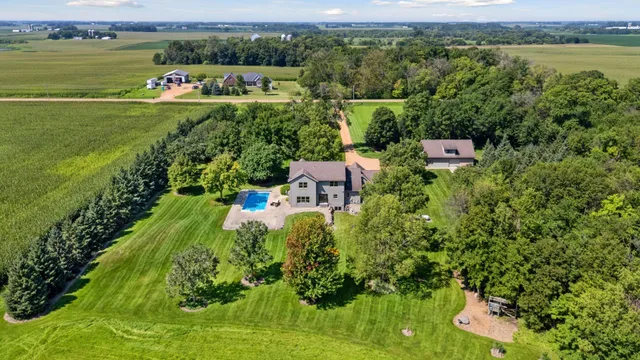 $1,299,900 | 14655 County Road 33, Norwood Young America, MN 55368