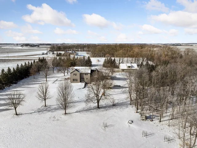 $1,299,900 | 14655 County Road 33, Norwood Young America, MN 55368