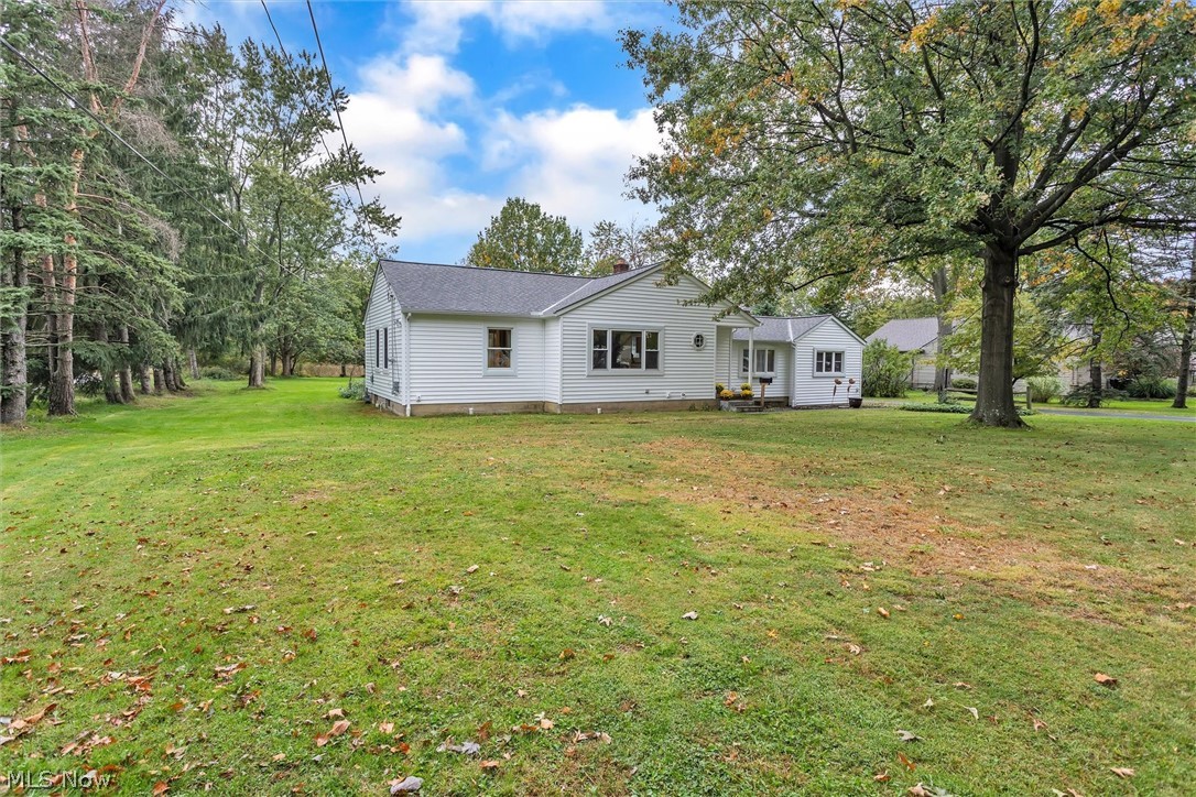 996 Ford Road Cleveland, OH 44143 - Photo 33 of 35 Front