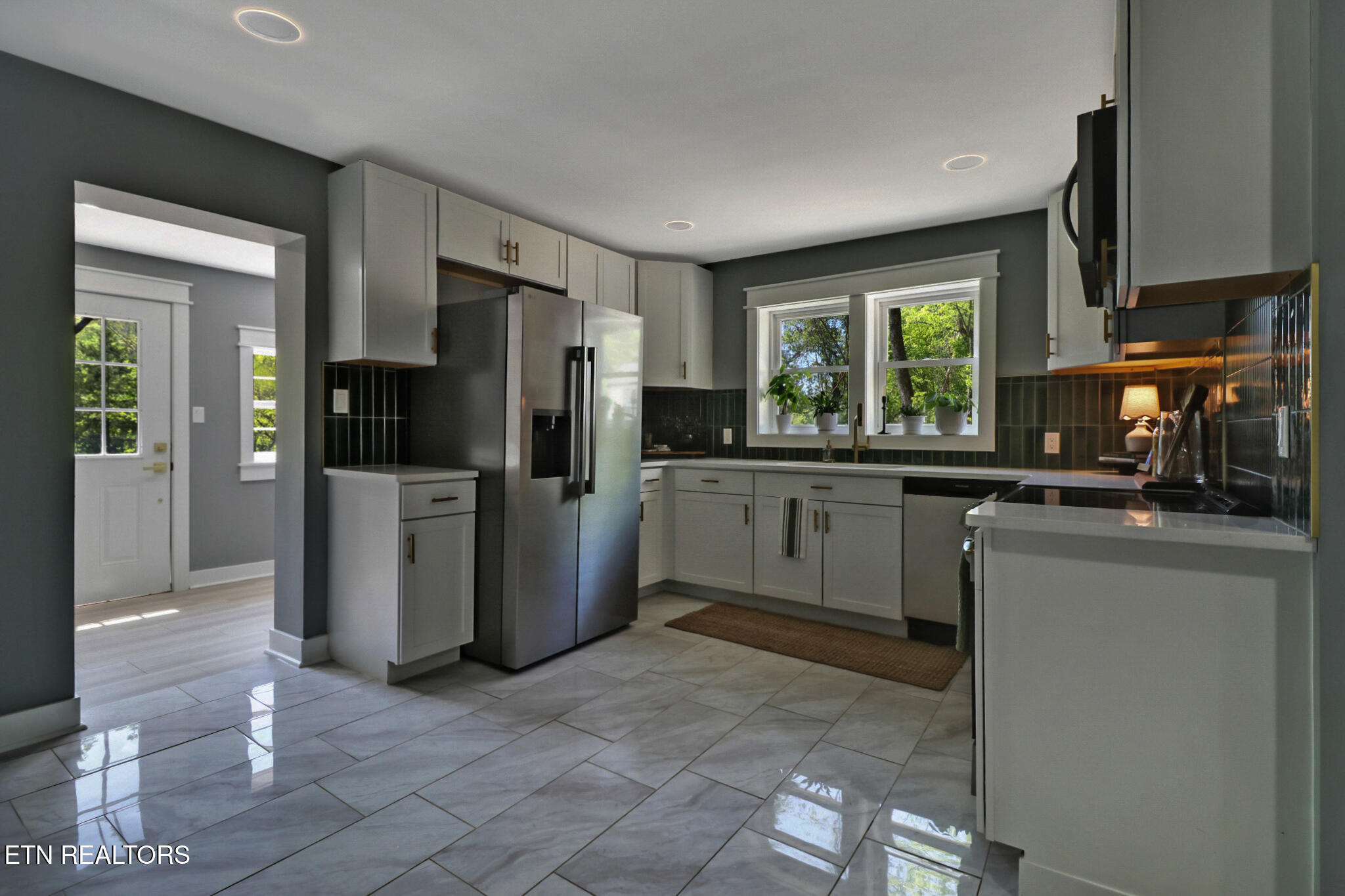 4233 Old State Road Knoxville, TN 37914 - Photo 20 of 46 IMG_2093