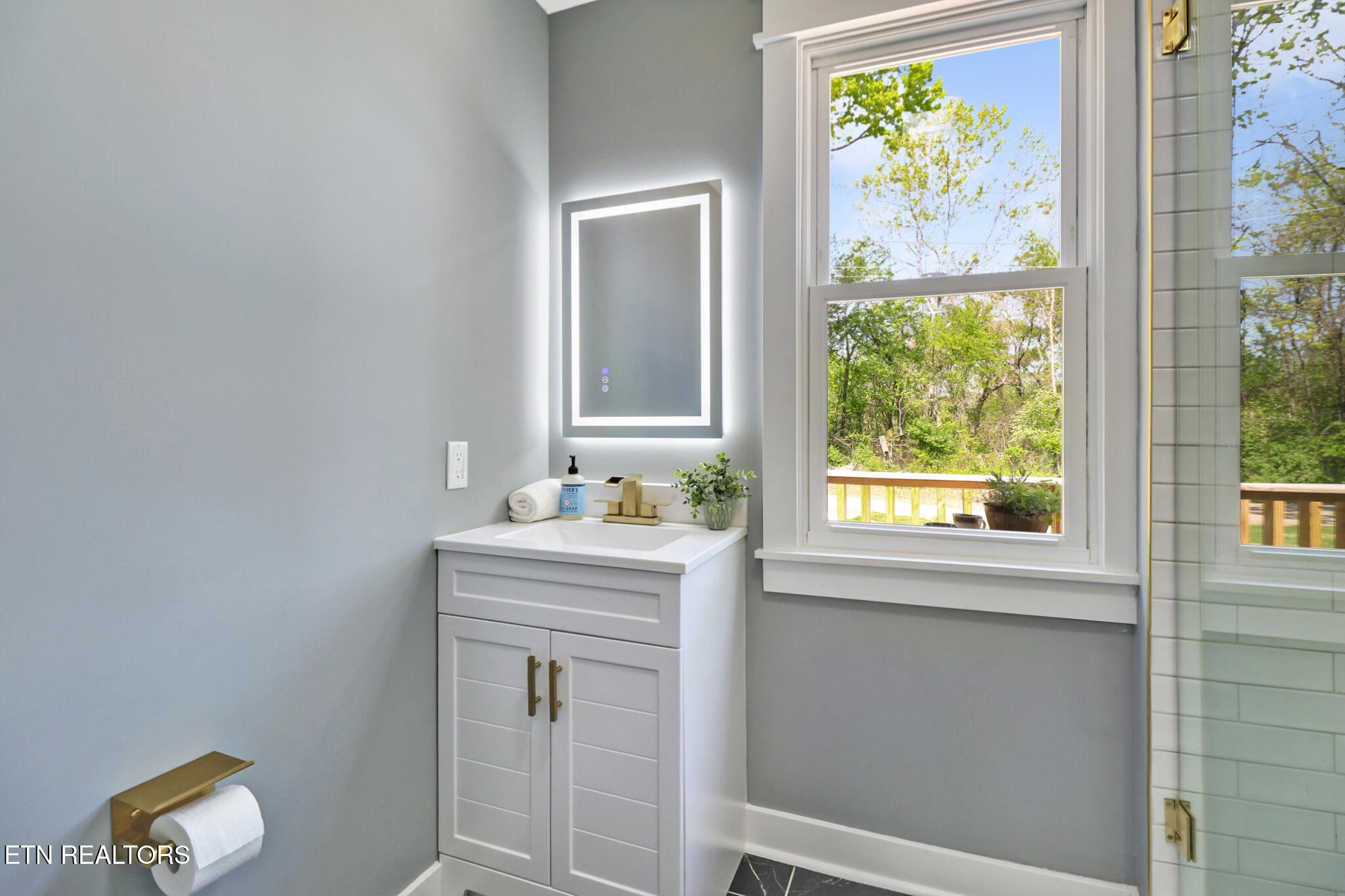 4233 Old State Road Knoxville, TN 37914 - Photo 29 of 46 if1a3968-if1a3972