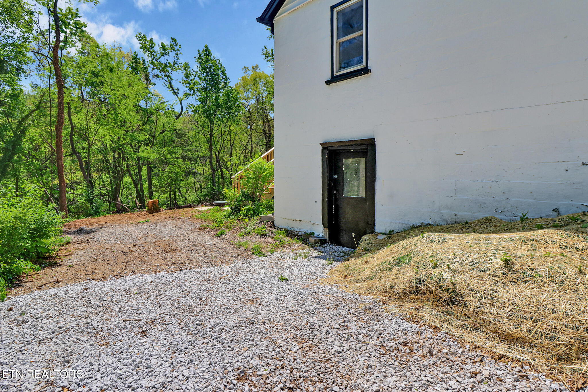 4233 Old State Road Knoxville, TN 37914 - Photo 38 of 46 if1a4008-if1a4012