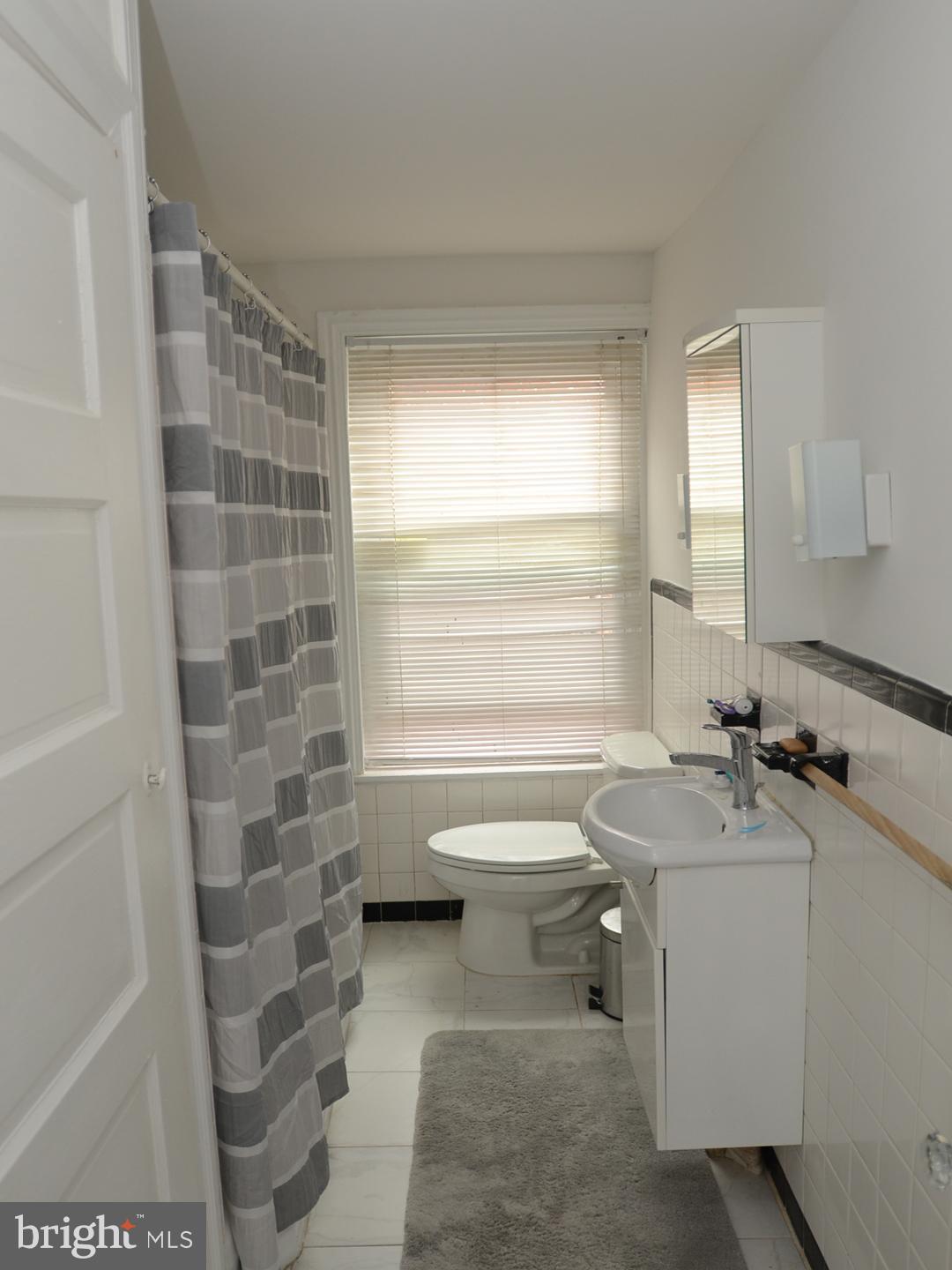 2124 Spruce Street, Unit 3R Philadelphia, PA 19103 - Photo 14 of 19