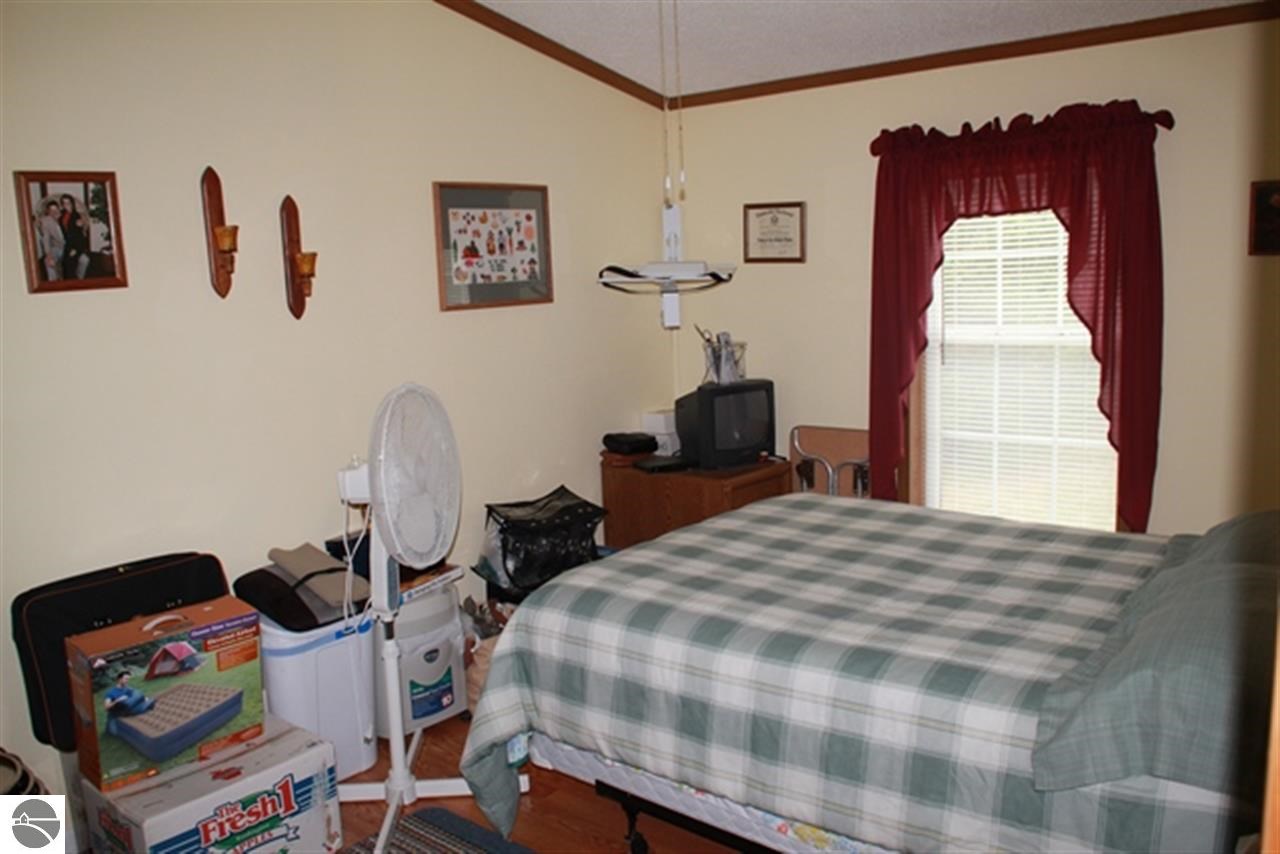2891 North Hulbert Road Interlochen, MI 49643 - Photo 14 of 19 1783680-13.JPG