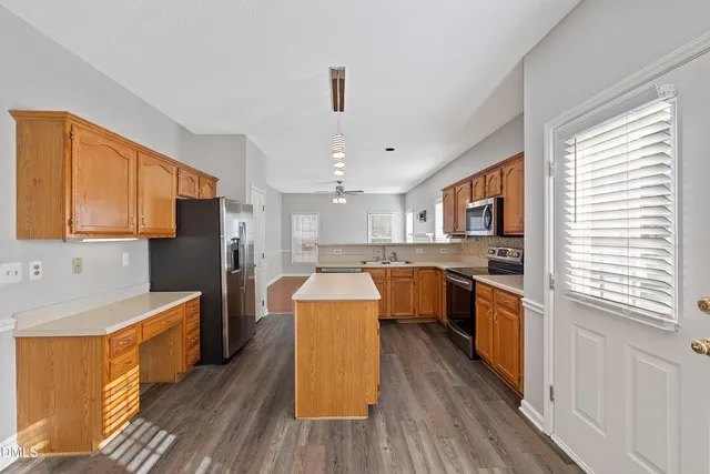 $2,395 | 113 Laurel Branch Drive, Cary, NC 27513