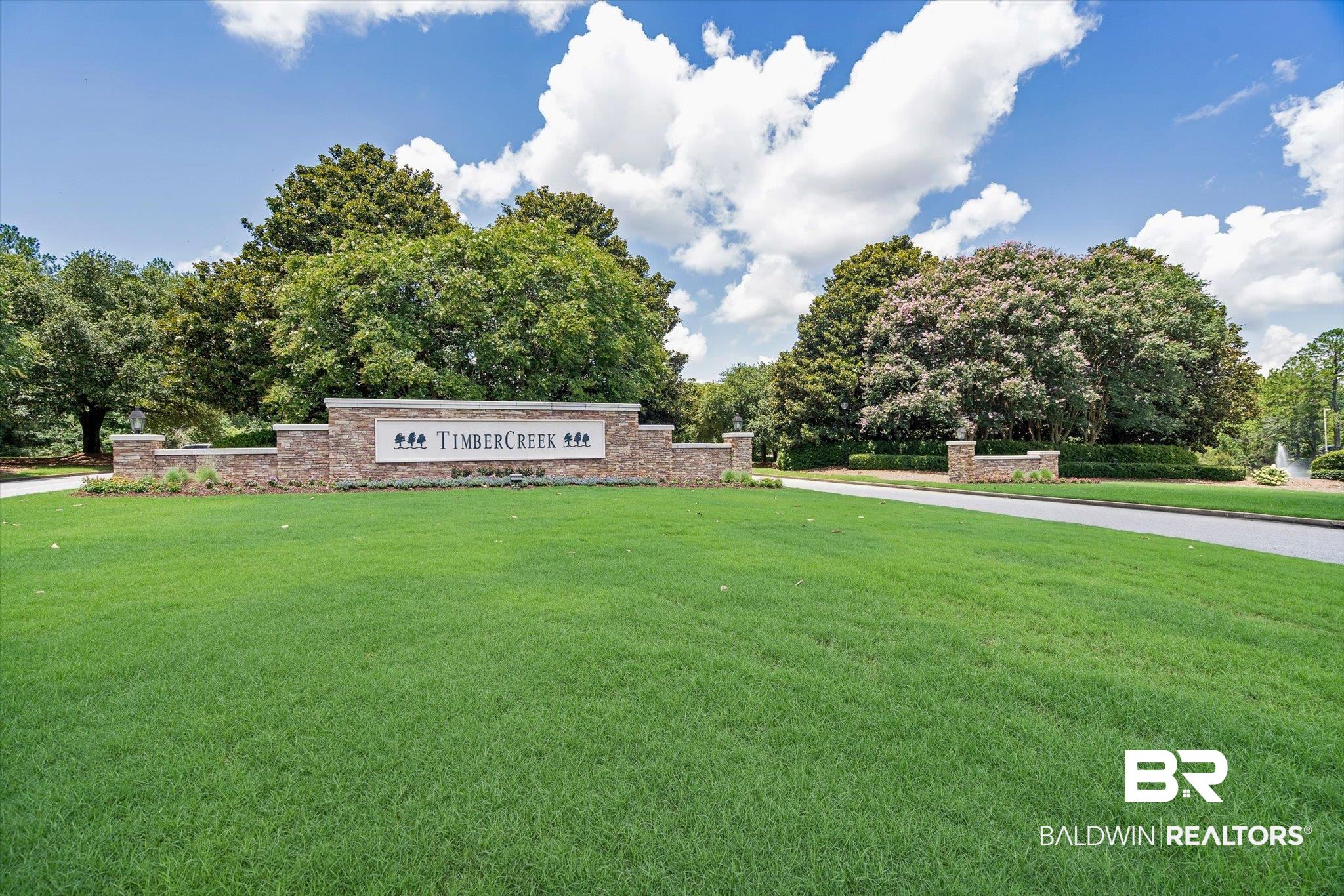 30648 Pine Court Daphne, AL 36527 - Photo 30 of 30 Community / neighborhood sign with a yard