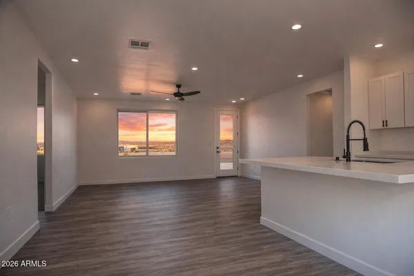 $450,000 | 75 Good Hope Bay, Page, AZ 86040