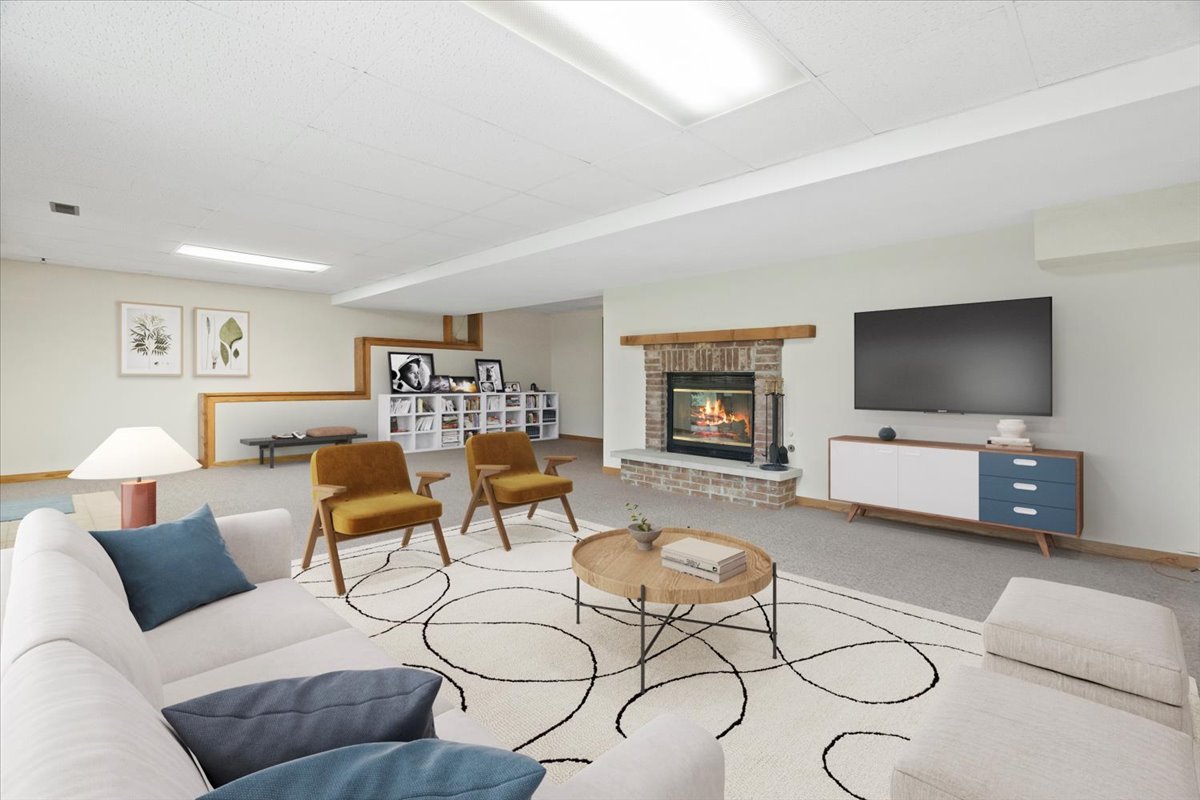 2407 Elk Drive Spring Grove, IL 60081 - Photo 18 of 31 Gallery Image 18