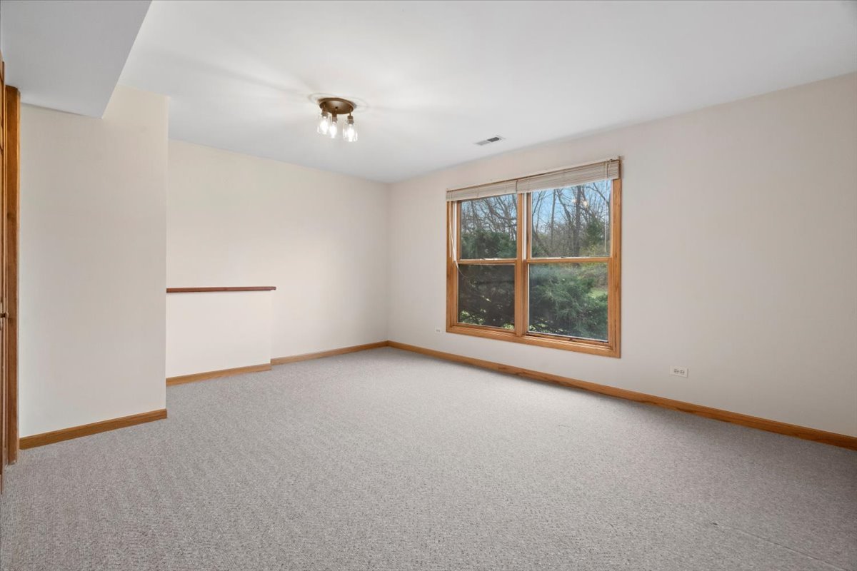 2407 Elk Drive Spring Grove, IL 60081 - Photo 24 of 31 Gallery Image 24