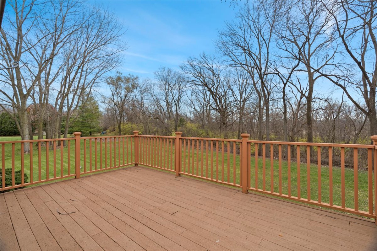 2407 Elk Drive Spring Grove, IL 60081 - Photo 29 of 31 Gallery Image 29