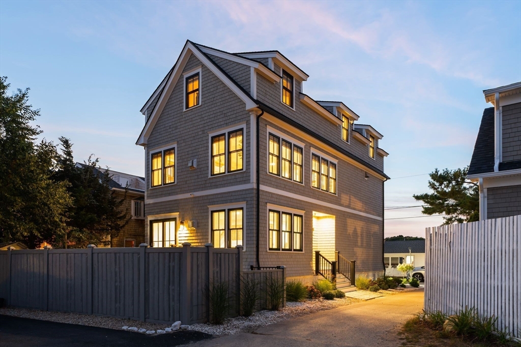 5 East Marginal Road Duxbury, MA 02332 - Photo 2 of 40