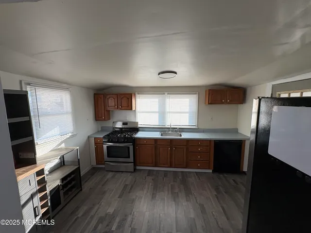 $3,000 | 276 Linden Avenue, North Middletown, NJ 07748