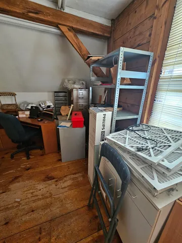 $2,575 | 312 Daniel Webster Highway, Meredith, NH 03253