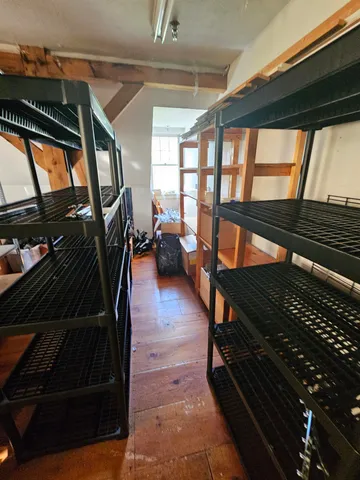 $2,575 | 312 Daniel Webster Highway, Meredith, NH 03253