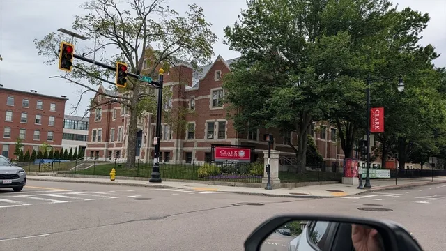 $1,200,000 | 476 Park Avenue, Worcester, MA 01610