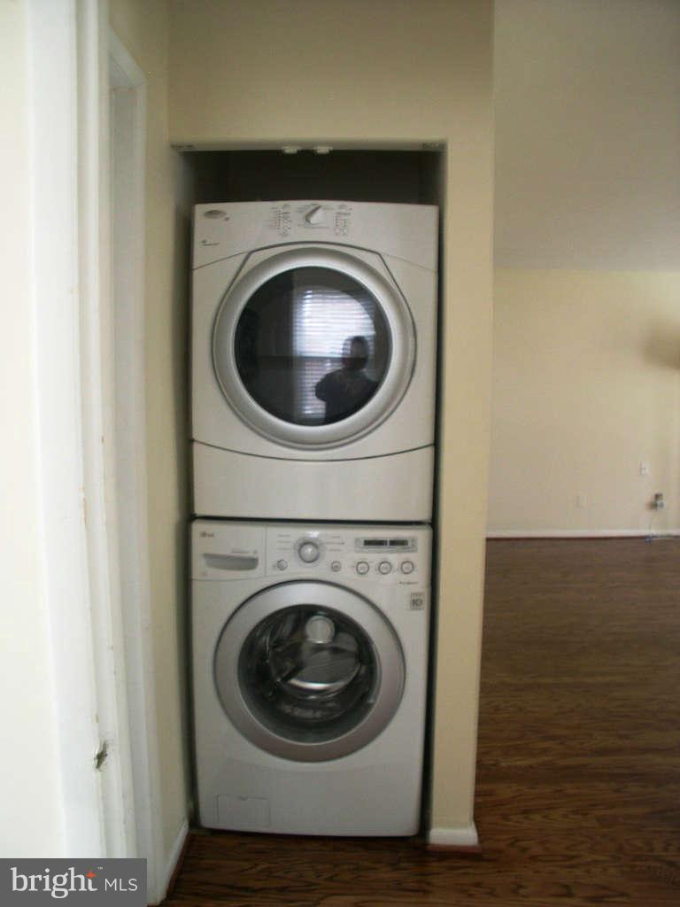 4626 28th Road South, Unit A Arlington, VA 22206 - Photo 11 of 30 New Washer / Dryer