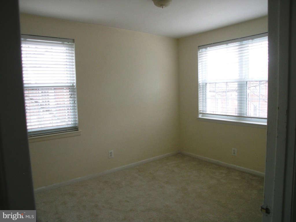 4626 28th Road South, Unit A Arlington, VA 22206 - Photo 10 of 30 Bedroom - Note the extra light