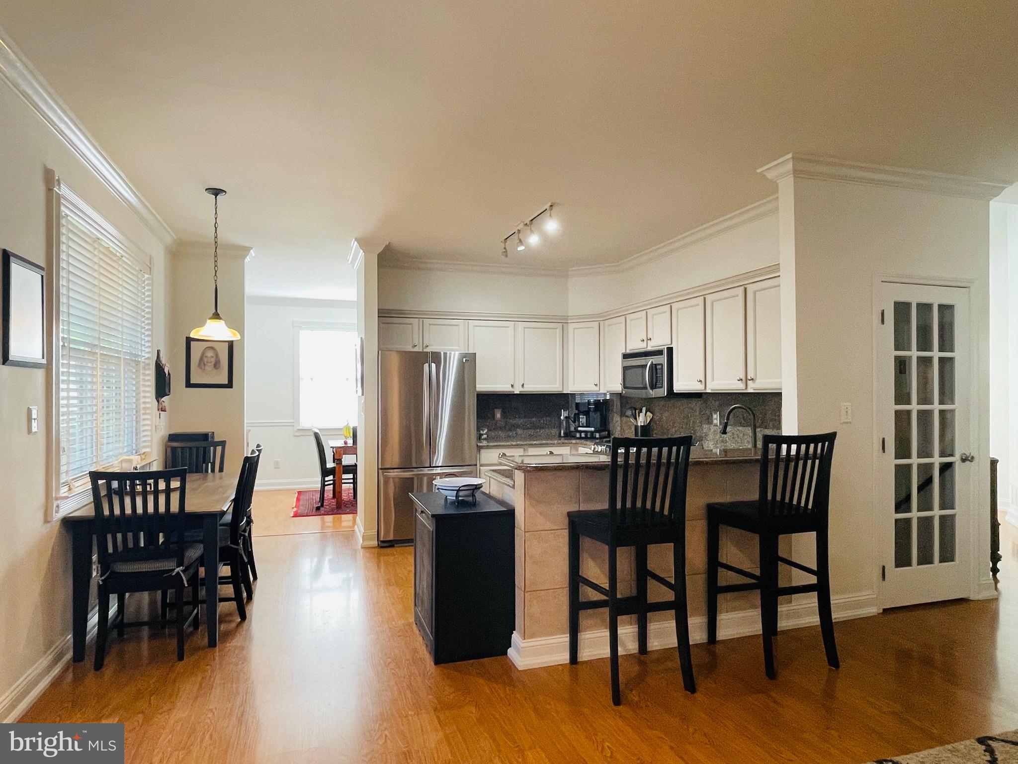 75 Manley Road Pennington, NJ 08534 - Photo 9 of 27