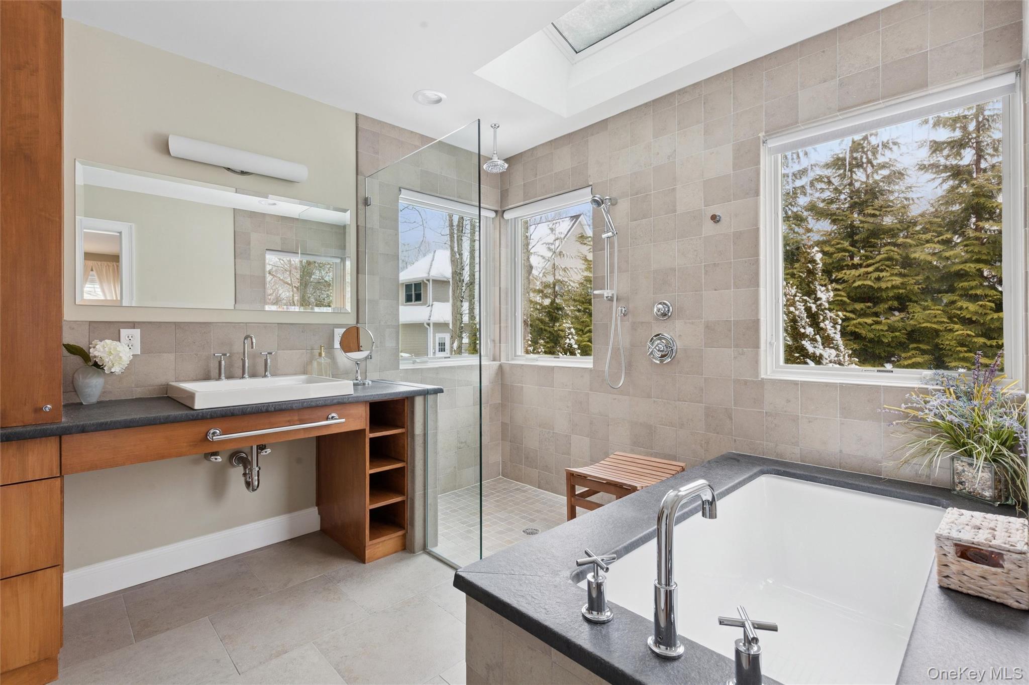 2150 Haywaters Road Cutchogue, NY 11935 - Photo 14 of 25