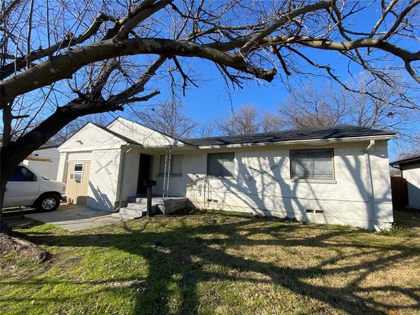 $230,000 | 3429 Moon Drive, Mesquite, TX 75150