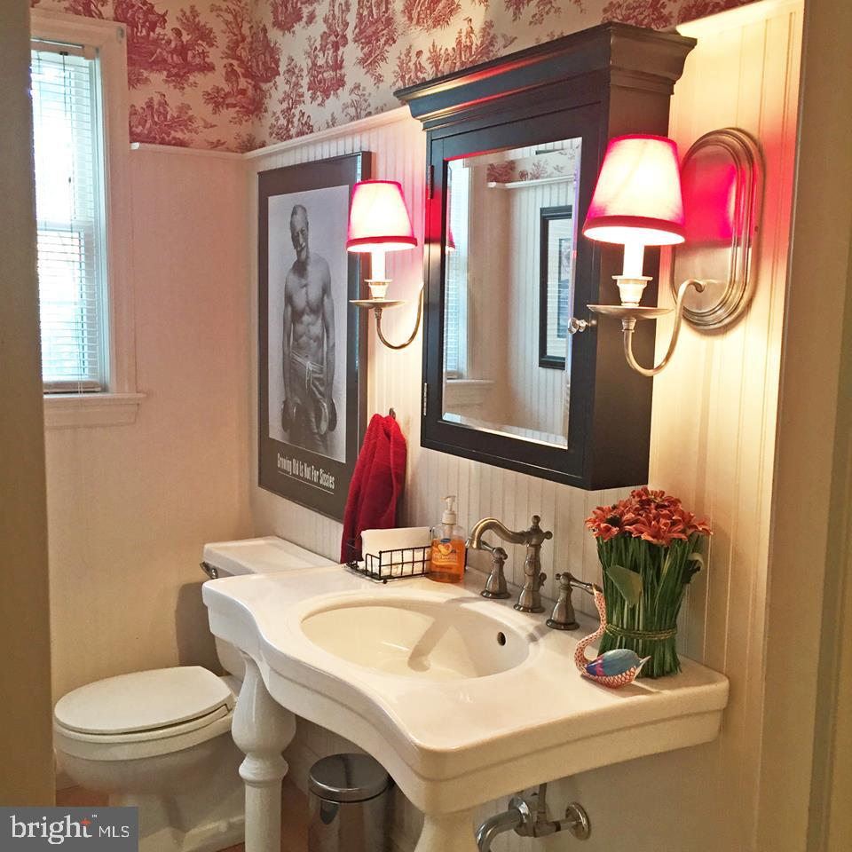 3694 Pleasant Valley Road York, PA 17406 - Photo 13 of 36 Gallery Image 13