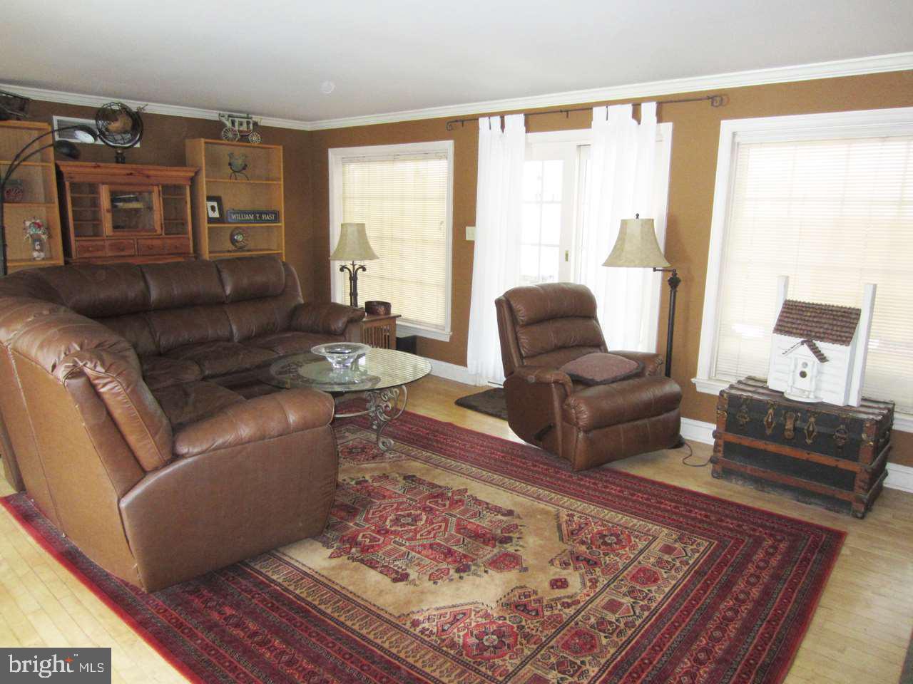 3694 Pleasant Valley Road York, PA 17406 - Photo 15 of 36 Gallery Image 15