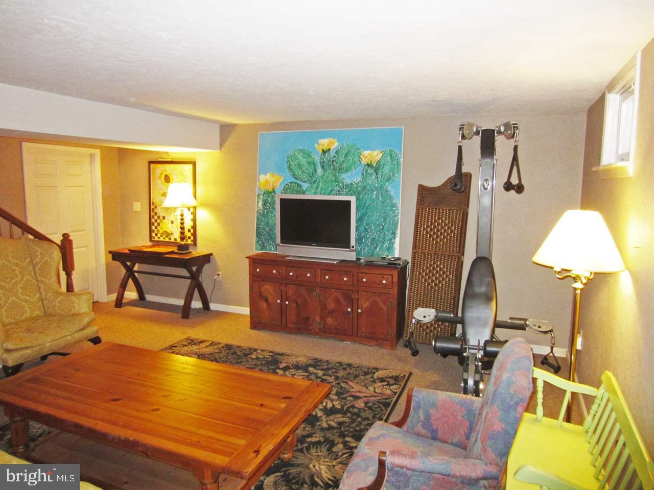 3694 Pleasant Valley Road York, PA 17406 - Photo 28 of 36 Gallery Image 28