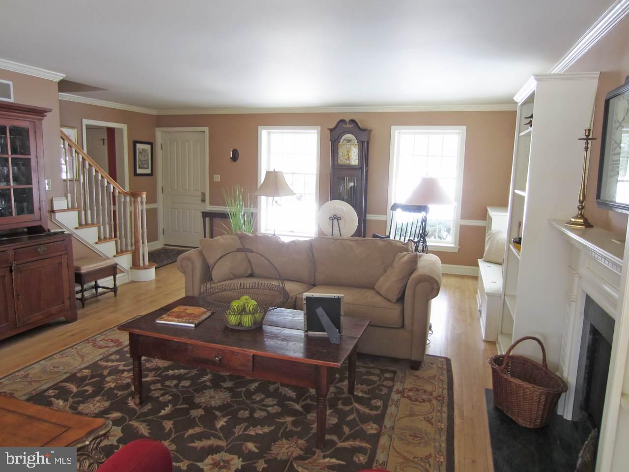 3694 Pleasant Valley Road York, PA 17406 - Photo 4 of 36 Gallery Image 4