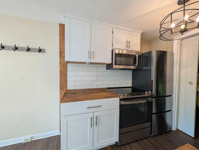 $1,850 | 93 Henry Law Avenue, Unit 118, Dover, NH 03820