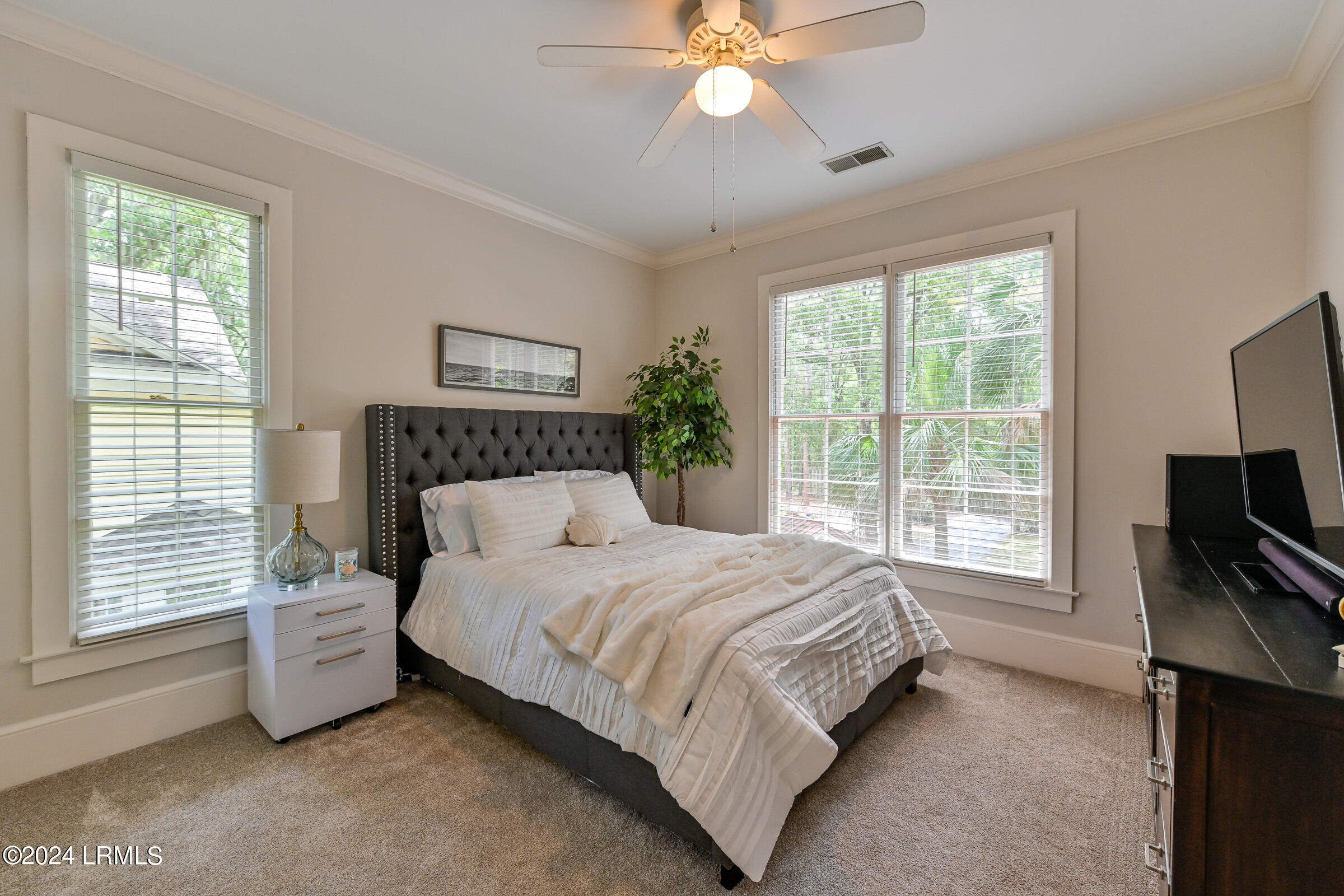 29 Newpoint Road Beaufort, SC 29907 - Photo 20 of 40 29 Newpoint-60
