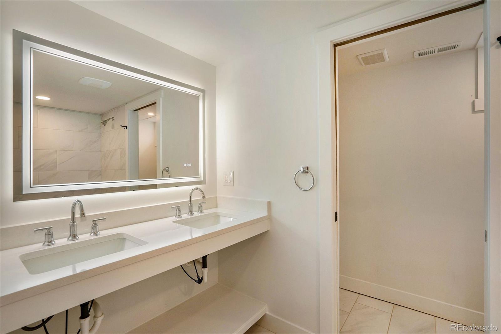 2041 Jay Street Edgewater, CO 80214 - Photo 15 of 21