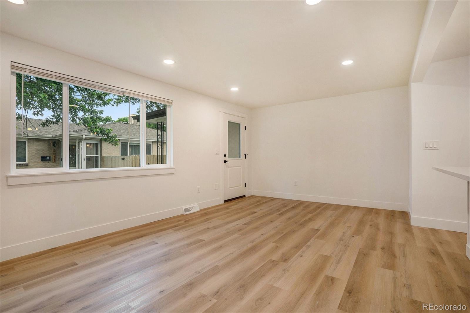 2041 Jay Street Edgewater, CO 80214 - Photo 4 of 21